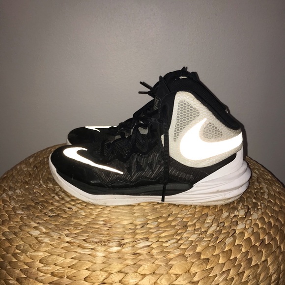 Nike Prime Hype of ll - Picture 1 of 6